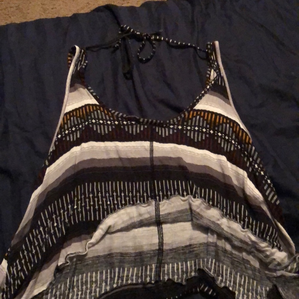 Patterned Tank top - Picture 2 of 3